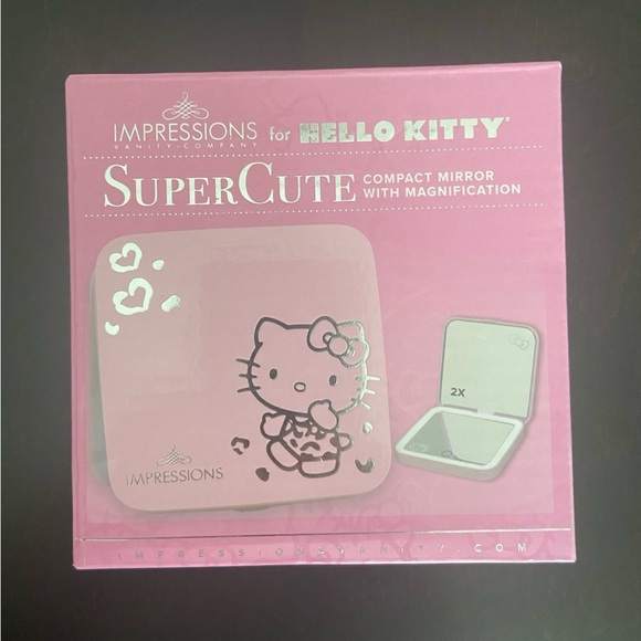 Impressions Accessories - PINK Impressions Hello Kitty Super Cute Compact Mirror 2x Magnification Sanrio
